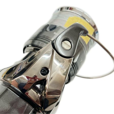  SHIMANO シマノ TWIN POWER 24 ツインパワー C3000XG 046826 スピニングリール
