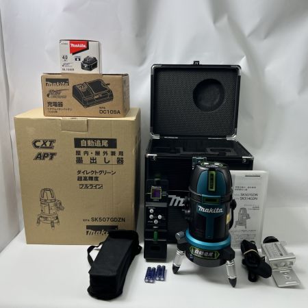  MAKITA マキタ 充電式屋内･屋外兼用追尾墨出し器 SK507GDZN 未使用品 充電器・充電池1個・ケース付 