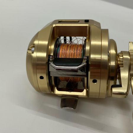  SHIMANO シマノ OCEA CONQUEST 18 オシアコンクエストCT 300HG 03820 ベイトリール