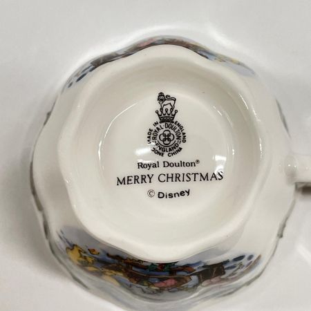ROYAL DOULTON ロイヤルドルトン 食器 カップ&ソーサー ディズニー クマのプーさん MERRY CHRISTMAS