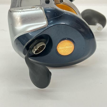  SHIMANO シマノ 電動丸 Beast Master 07 3000 ビーストマスター 02132 電動リール ジャンク品