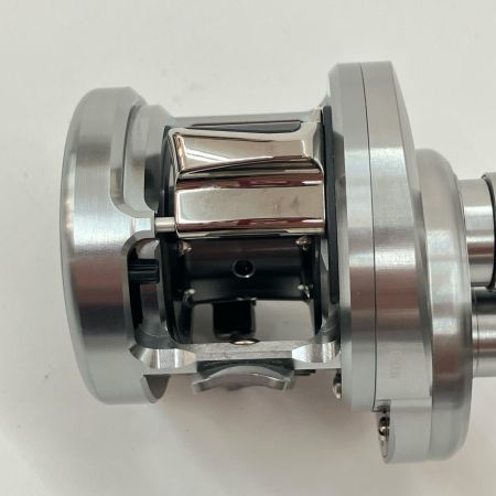  SHIMANO シマノ CALCUTTA CONQUEST 20 カルカッタコンクエストDC 200HG 04039 ベイトリール