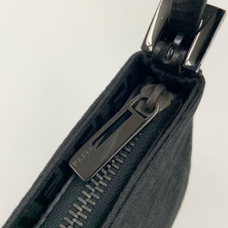  FENDI フェンディ ズッカ ズッキーノ ワンショルダーバッグ アクセサリーポーチ 8BR394 ブラック