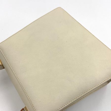  Salvatore Ferragamo サルヴァトーレフェラガモ ガンチーニ ハンドバッグ ハンドバッグ トートバッグ AQ-21 2193 アイボリー 現状渡し 