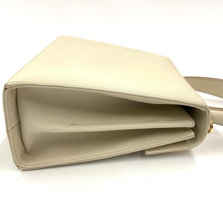  Salvatore Ferragamo サルヴァトーレフェラガモ ガンチーニ ハンドバッグ ハンドバッグ トートバッグ AQ-21 2193 アイボリー 現状渡し 