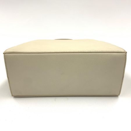  Salvatore Ferragamo サルヴァトーレフェラガモ ガンチーニ ハンドバッグ ハンドバッグ トートバッグ AQ-21 2193 アイボリー 現状渡し 
