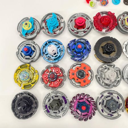  TAKARATOMY タカラトミー メタルファイト ベイブレード マーキュリーアヌビウス ブレイブVer.等 25個&カスタムパーツ・ランチャー・グリップ・ベイポインター