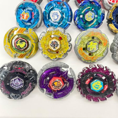  TAKARATOMY タカラトミー メタルファイト ベイブレード マーキュリーアヌビウス ブレイブVer.等 25個&カスタムパーツ・ランチャー・グリップ・ベイポインター