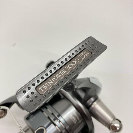  SHIMANO シマノ TWIN POWER 08ツインパワー3000 替えスプール2個付  02237 スピニングリール