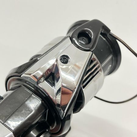  SHIMANO シマノ Vanquish 23ヴァンキッシュ C3000SDHHG 045300 スピニングリール