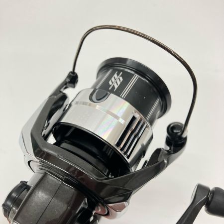  SHIMANO シマノ Vanquish 23ヴァンキッシュ C3000SDHHG 045300 スピニングリール