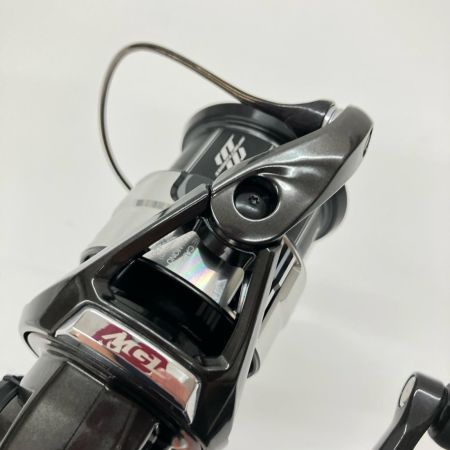  SHIMANO シマノ Vanquish 23ヴァンキッシュ C3000SDHHG 045300 スピニングリール