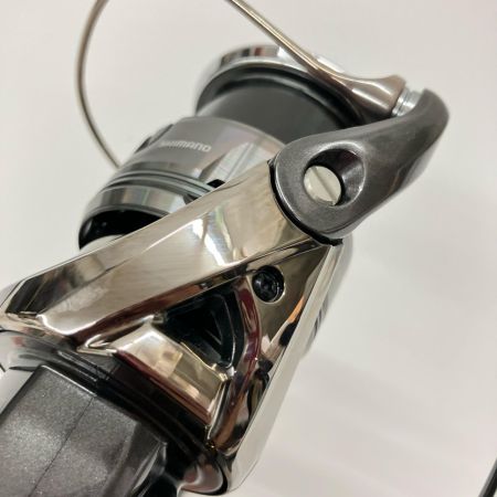  SHIMANO シマノ TWIN POWER 24ツインパワー C3000MHG 046819 スピニングリール