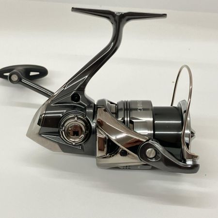  SHIMANO シマノ TWIN POWER 24ツインパワー C3000MHG 046819 スピニングリール