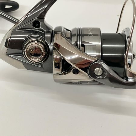  SHIMANO シマノ TWIN POWER 24ツインパワー C3000MHG 046819 スピニングリール