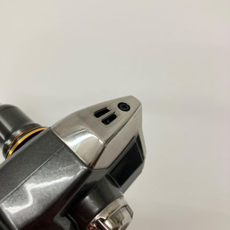  SHIMANO シマノ TWIN POWER 24ツインパワー C3000MHG 046819 スピニングリール