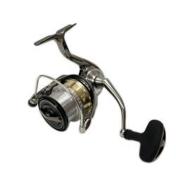 〇〇 DAIWA ダイワ EXIST 22イグジストLT4000 スプールSOM 0061103 スピニングリール Bランク