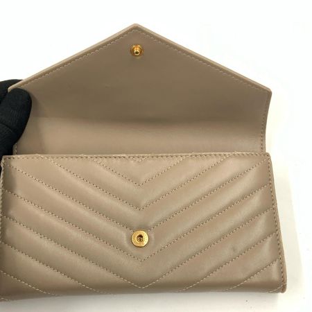 Yves Saint Laurent イブサンローラン カサンドラ マトラッセ ラージ フラップウォレット 長財布 372264 ベージュ