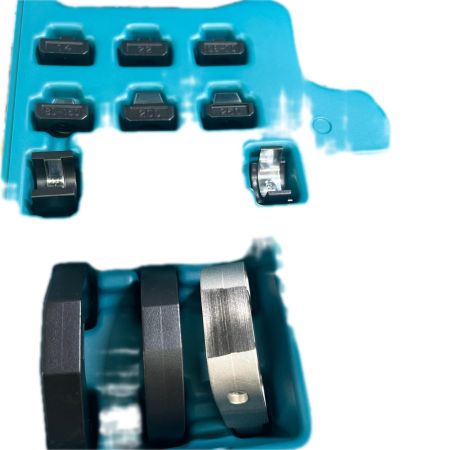  MAKITA マキタ 充電式圧着機 充電器・充電池1個・ケース付 コードレス式 18v 6.0Ah TC300DRG 未使用品
