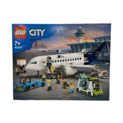 〇〇 LEGO LEGOシティ 旅客機 60367 Aランク