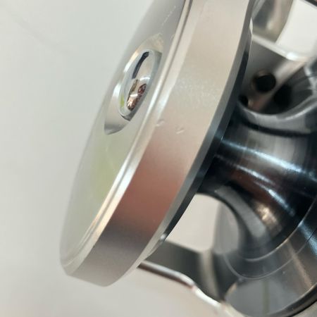  SHIMANO シマノ OCEA JIGGER 17オシアジガー 2000NR-HG 03671 両軸リール