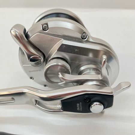  SHIMANO シマノ OCEA JIGGER 17オシアジガー 2000NR-HG 03671 両軸リール