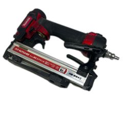 〇〇 MAKITA マキタ 高圧エアタッカ 本体のみ AT425HB レッド 程度C Cランク