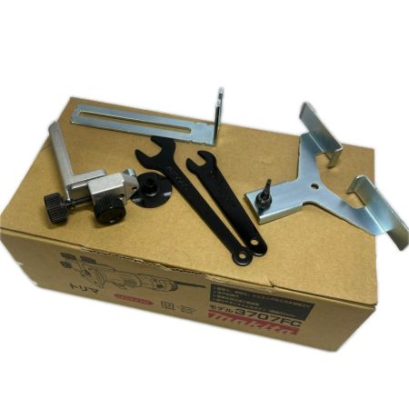  MAKITA マキタ 電子トリマ 6mm 3707FC 程度Ｂ