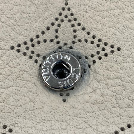  LOUIS VUITTON ルイヴィトン マヒナ ポルトフォイユ イリス 二つ折り長財布 M60177 アイボリー 現状渡し