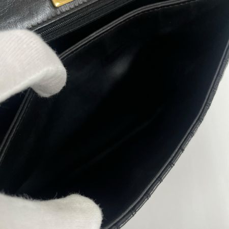 BALLY バリ レディース ショルダーバッグ キルティング チェーンショルダー ブラック