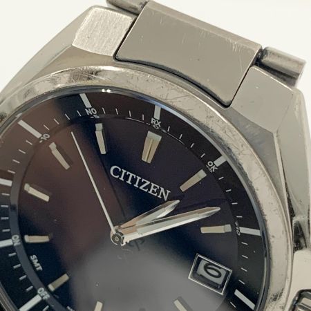 CITIZEN シチズン アテッサ エコドライブ チタン ソーラー電波 腕時計 H128-R006860 シルバー x ネイビー 現状渡し 