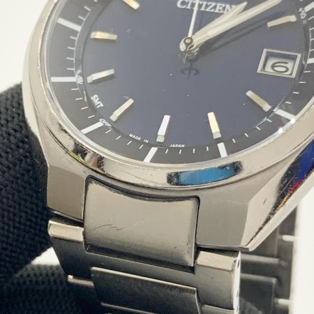 CITIZEN シチズン アテッサ エコドライブ チタン ソーラー電波 腕時計 H128-R006860 シルバー x ネイビー 現状渡し 