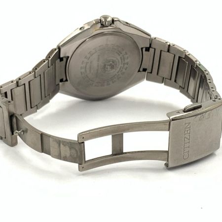 CITIZEN シチズン アテッサ エコドライブ チタン ソーラー電波 腕時計 H128-R006860 シルバー x ネイビー 現状渡し 