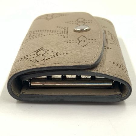 LOUIS VUITTON ルイヴィトン マヒナ ミュルティクレ4 キーケース M64055 ベージュ