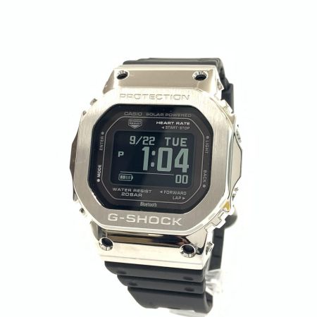 CASIO カシオ G-SHOCK G-SQUAD ソーラー 腕時計 GM-H5600 シルバー x 腕時計
