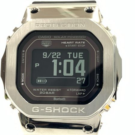 CASIO カシオ G-SHOCK G-SQUAD ソーラー 腕時計 GM-H5600 シルバー x 腕時計