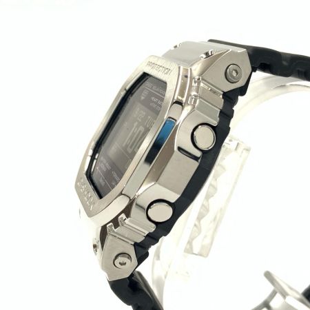CASIO カシオ G-SHOCK G-SQUAD ソーラー 腕時計 GM-H5600 シルバー x 腕時計