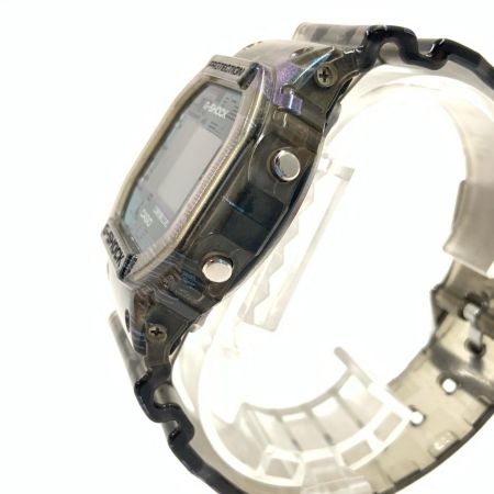CASIO カシオ Digital Glitch G-SHOCK ジーショック 腕時計 DW-5600NN-1JF グレー
