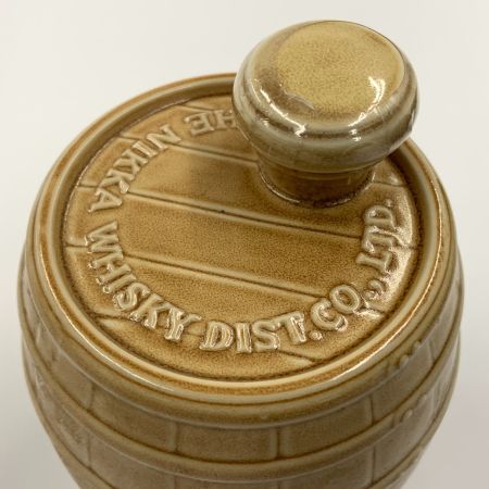 【北海道内限定発送】 NIKKA WHISKY ニッカウイスキー 原酒工場見学記念 ウイスキー 樽 陶器ボトル 700ml 37% 未開栓