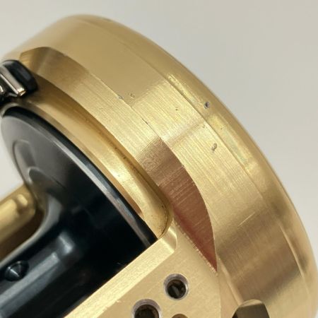 SHIMANO シマノ CALCUTTA CONQUEST 23カルカッタコンクエストMD 300XG RIGHT 045928 ベイトリール
