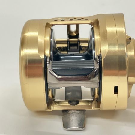 SHIMANO シマノ CALCUTTA CONQUEST 23カルカッタコンクエストMD 300XG RIGHT 045928 ベイトリール