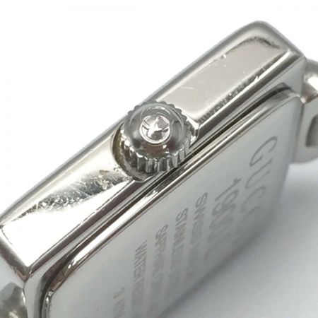  GUCCI グッチ バングルウォッチ 1900L ブラック クォーツ レディース 腕時計