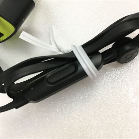  beats 《 ワイヤレスイヤホン PowerBeats3 Bluetooth 》ショックイエロー / MNN02PA/A