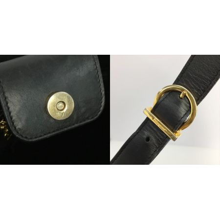  Salvatore Ferragamo サルヴァトーレフェラガモ ガンチーニ 巾着型 ショルダーバッグ AN 21 3160 ブラック