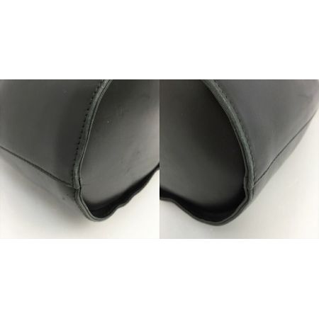  Salvatore Ferragamo サルヴァトーレフェラガモ ガンチーニ 巾着型 ショルダーバッグ AN 21 3160 ブラック