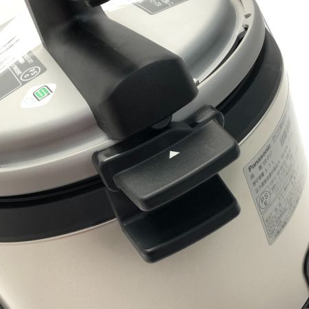  Panasonic パナソニック 《 マイコン電気圧力鍋 》2016年製 / 3.7L / ノーブルシャンパン / SR-P37-N
