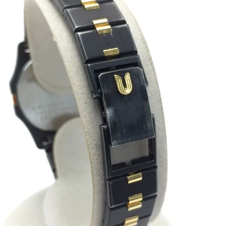  UNIVERSAL GENEVE POLEROUTER 16KT GOLD 918 600 ブラック クォーツ 腕時計