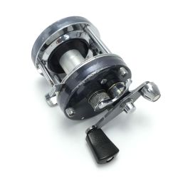 ☆☆ Abu Garcia アブガルシア アンバサダー 5500C ベイトリール 740702 Cランク