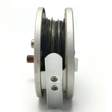  ufmウエダ カンタータ 2400 フライリール