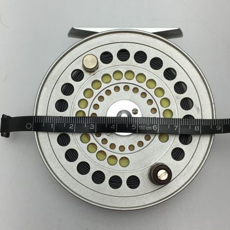  ufmウエダ カンタータ 2400 フライリール